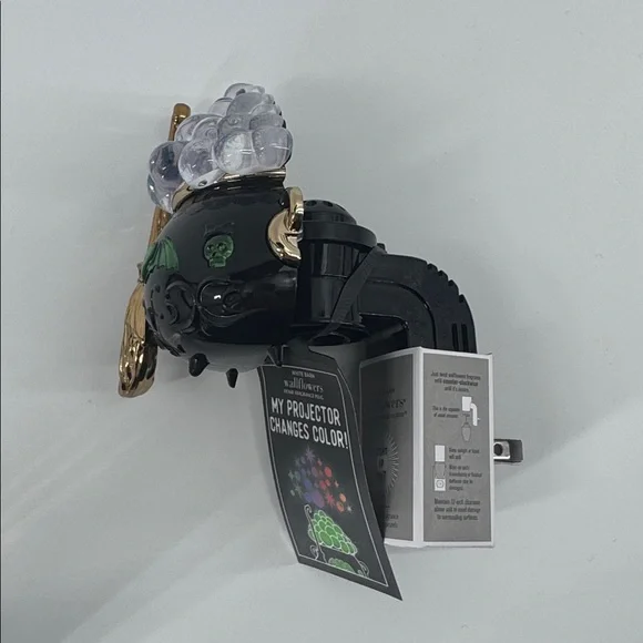 Bath & Body Works NWT Witches Cauldron Projector Color Changes Wallflower - Picture 5 of 8